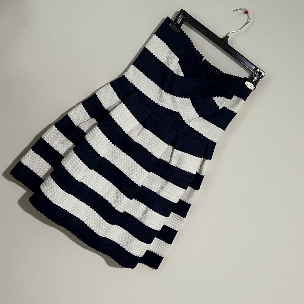 NWT- Sans Souci Navy and White Knit Dress